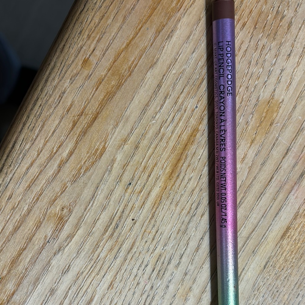 Hodgepodge Lip Pencil MAC COSMETICS- RARE